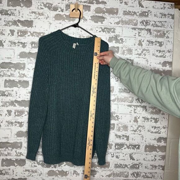 Sahalia | women crewneck long sleeve knitted sweater - Picture 8 of 10